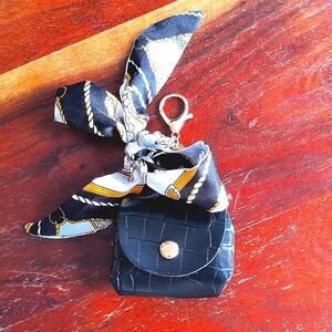 Vegan Leather Black Women's Keys Holder Bag. New